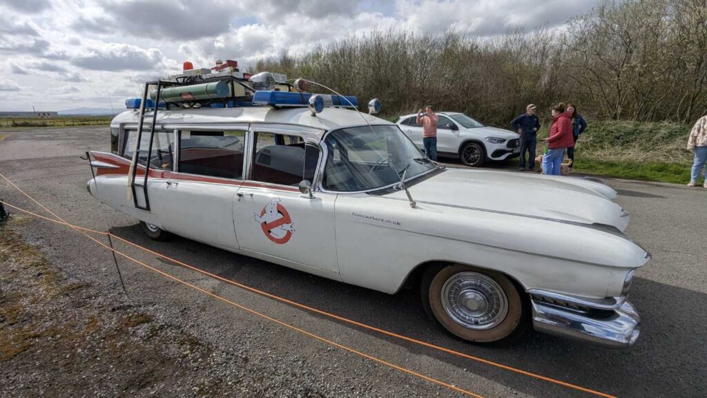 Passenger side view of Ecto-1.
